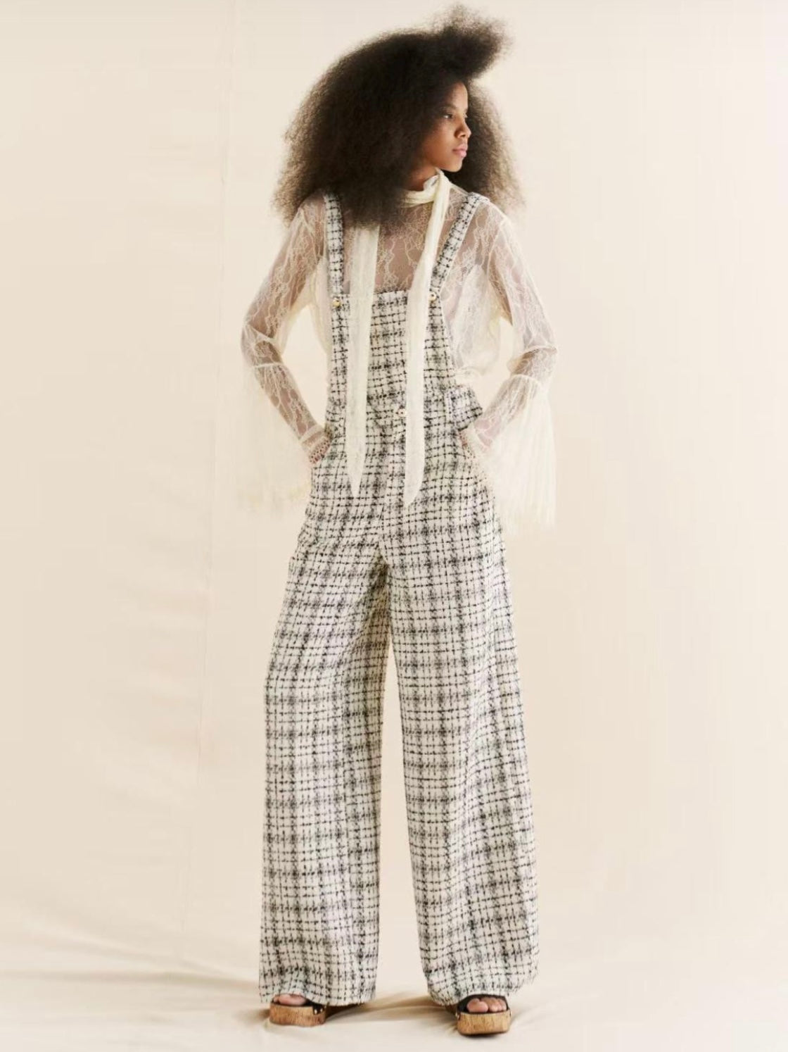 Mono largo tipo peto