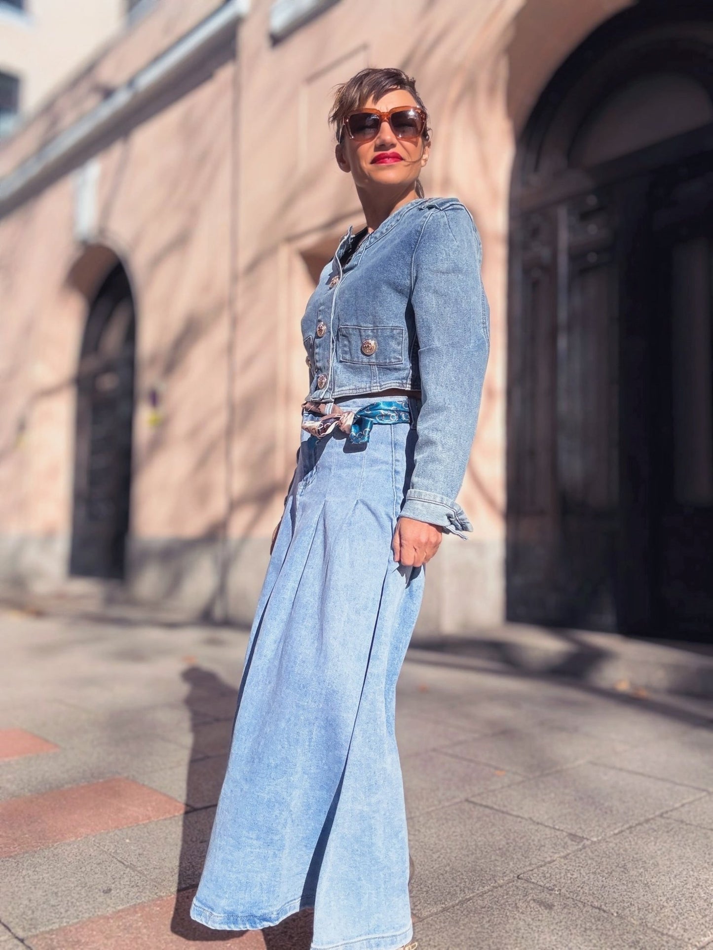 Conjunto de chaqueta y falda vaquera