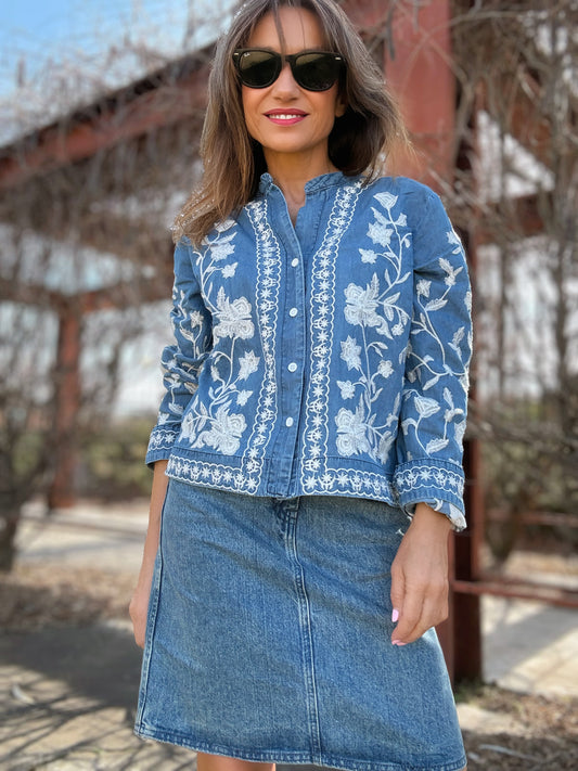 camisa vaquera bordada de  lttle Moon