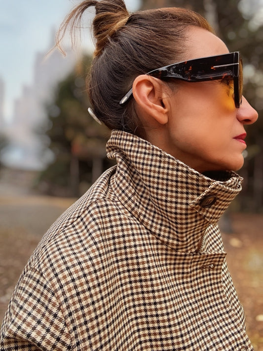 Cazadora cuello chimenea en pata de gallo