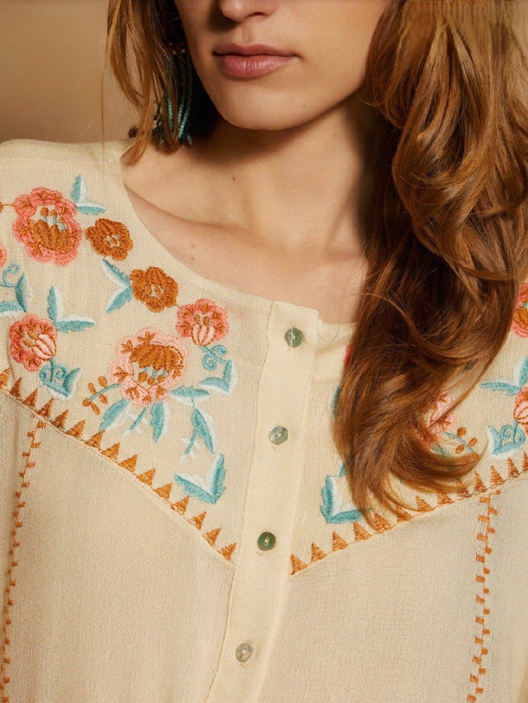 Blusa bordado floral de MEISÏE - Little MooN